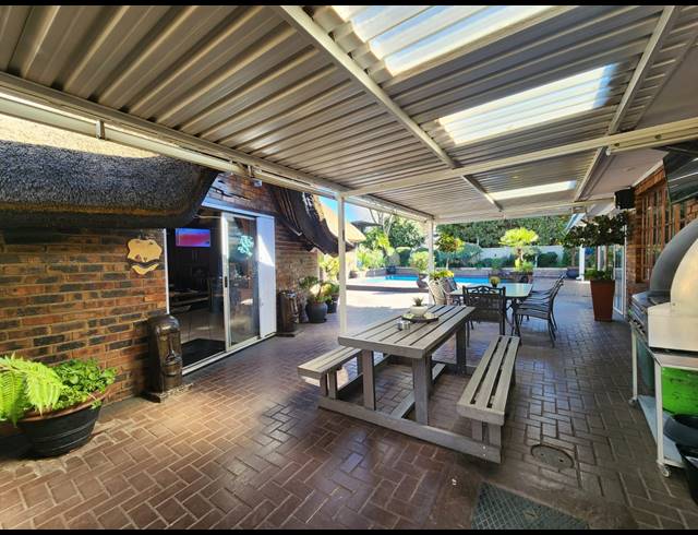 3 BEDROOM HOUSE FOR SALE IN FALCON RIDGE